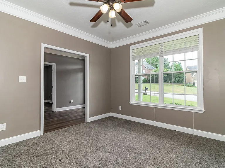 509 Hardwick Ct — Photo 11