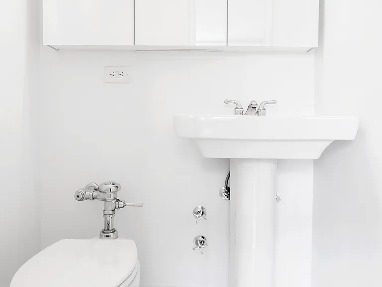 40 W 135th St #6E — Photo 8