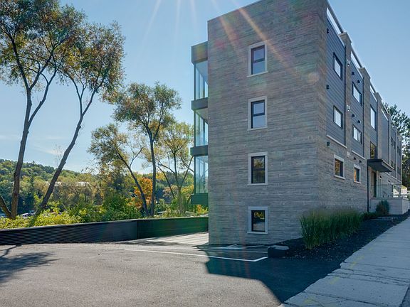 5th image of 32 Brunel Rd #105