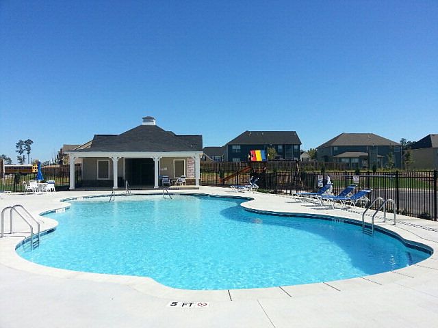 2nd image of 1550 Driftwood Ln