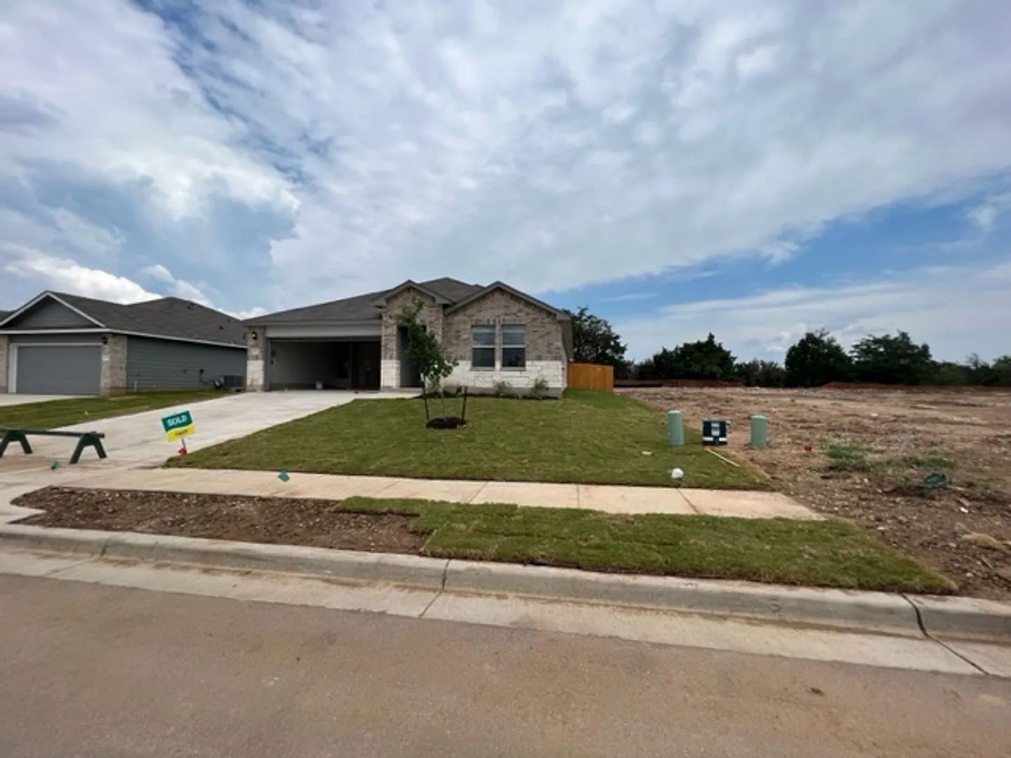 6917 Guadalupe Rd. — Photo 2