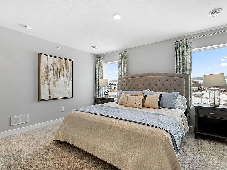 1270 Ashbury Dr — Photo 21