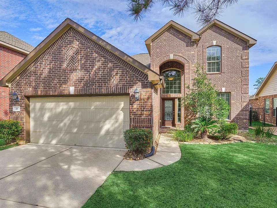 26 Black Swan Ct