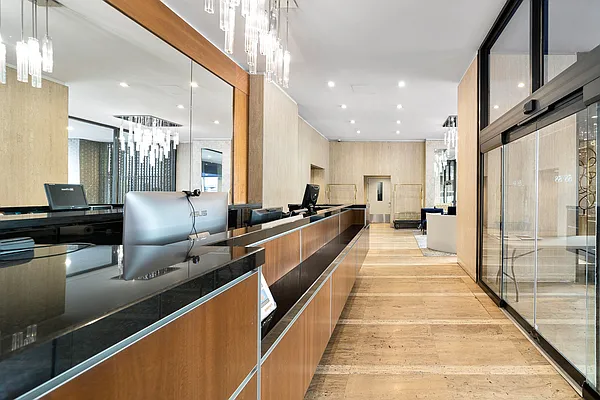 Rented by Oxford Property Group | media 34