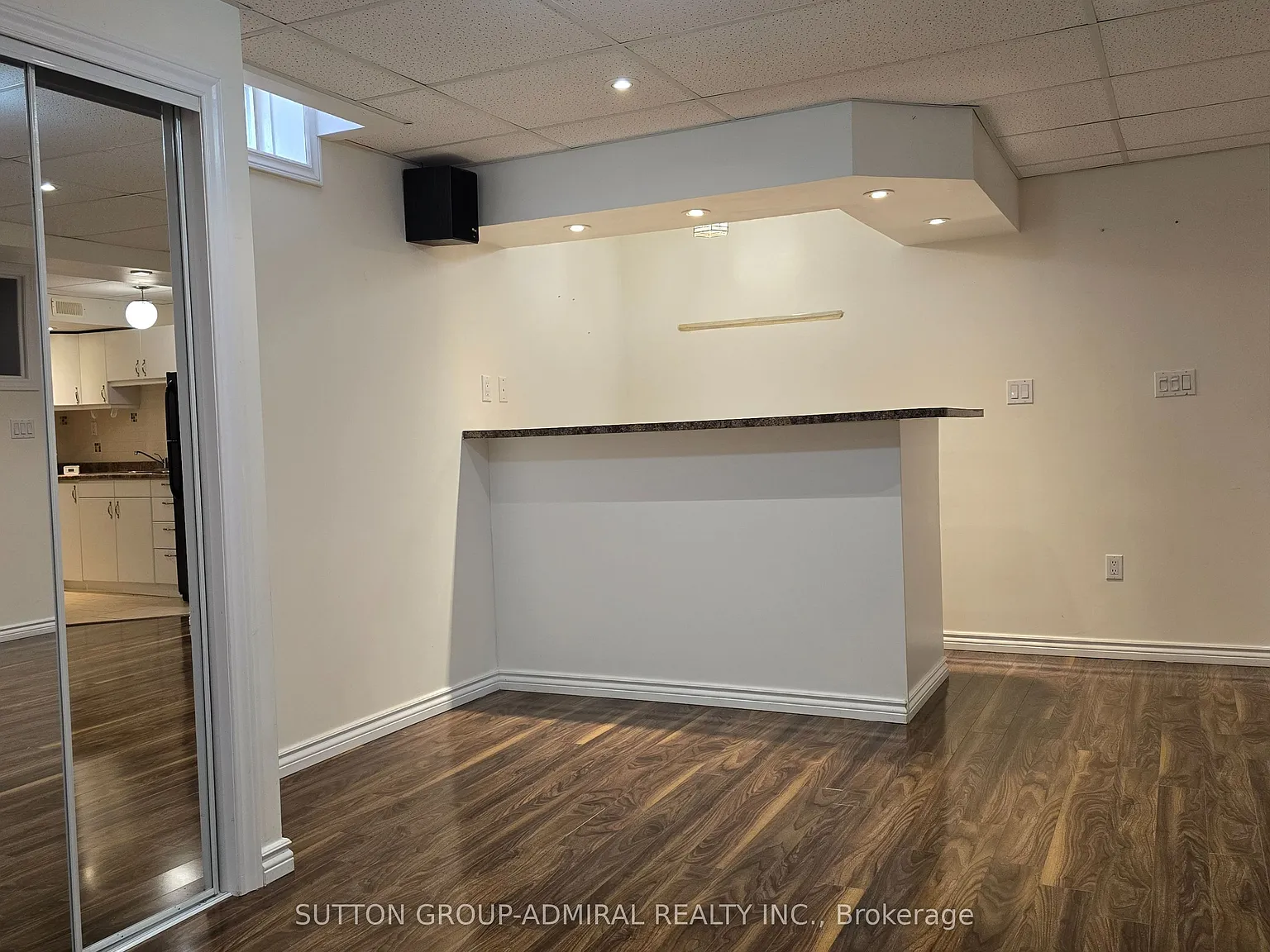 1 bed, $1,600 — Photo 2