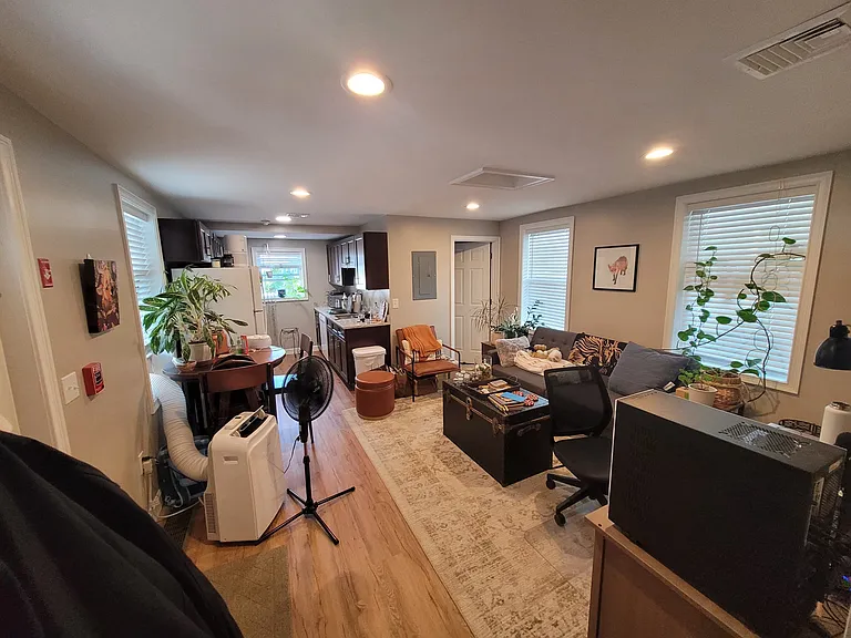 1620 Main St #3 — Photo 11