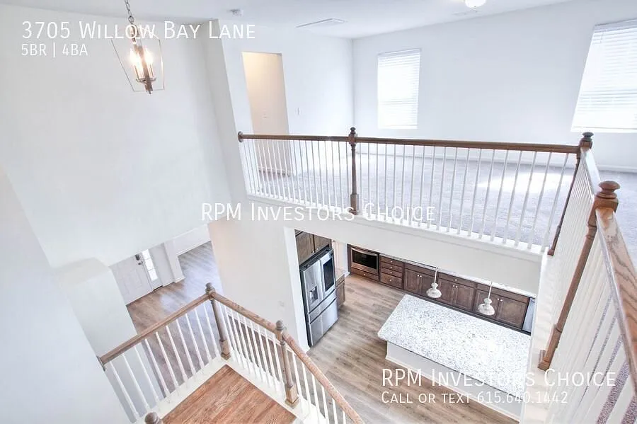Coming in October! Luxurious 5 bed/3.5 bath Executive Home in Murfreesboro! — Photo 3