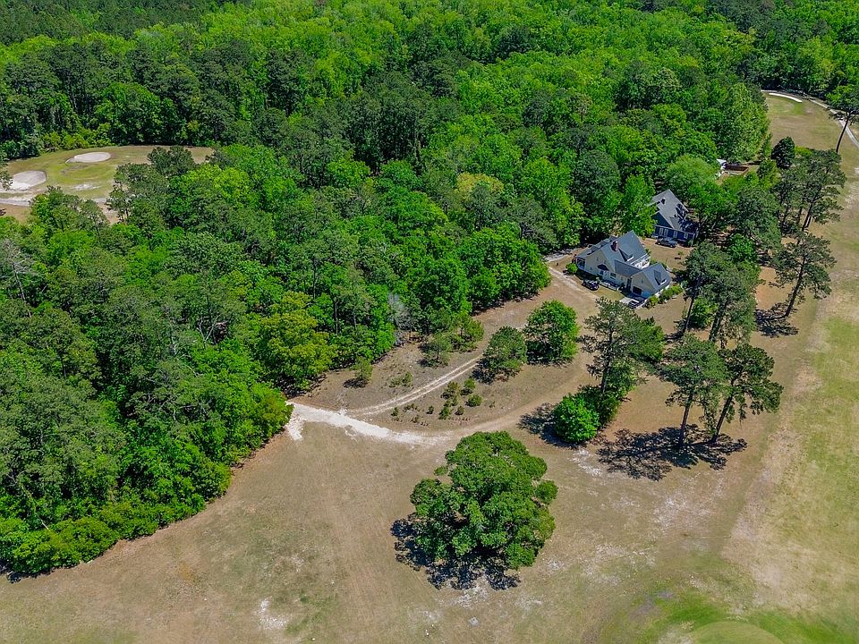 1st image of 18 Dogwood Ln