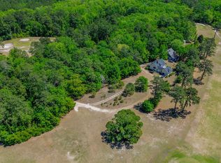 18 Dogwood Ln, Walterboro, SC 29488