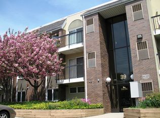 Carriage House, Hackensack, NJ 07601