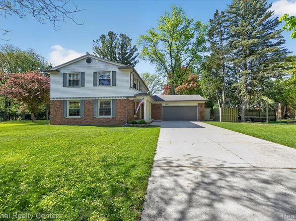 35037 Ellen Ct, Livonia, MI 48154