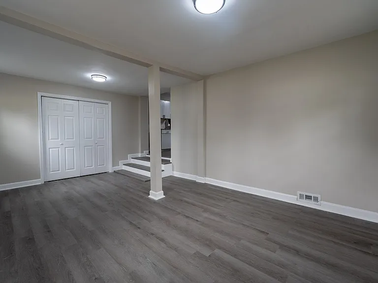 1001 S Layton Ave — Photo 21