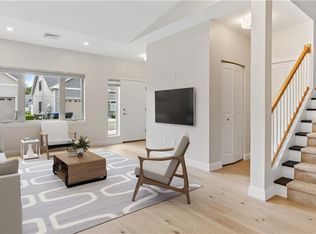 3 W Valley Cir, West Warwick, RI 02893