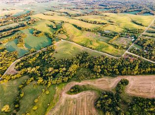 10 NE 188th St, Kearney, MO 64060