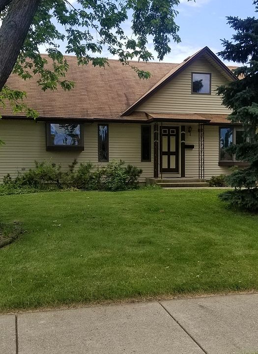 1st image of 112 S Prater Ave