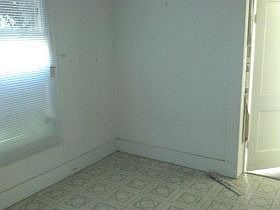 2nd image of 3222 W Houston St