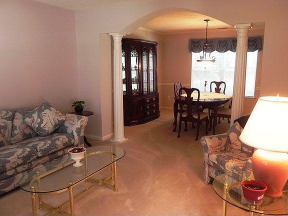 4th image of 709 Wyfold Ct