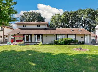 4039 W 90th Pl, Hometown, IL 60456