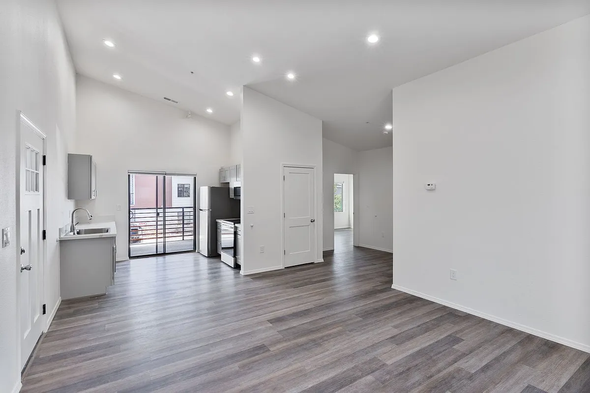 Building Photo - 920 Shoofly St