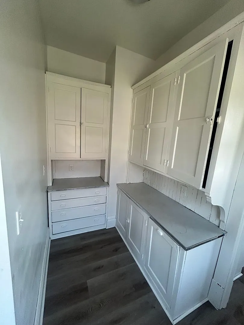 505-507 N Farrington Street — Photo 3