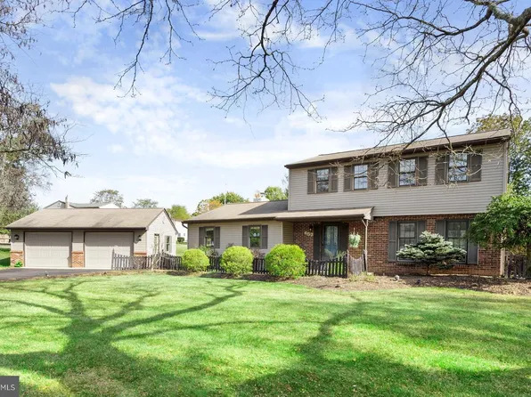 657 Birchwood Ct, Hatfield, PA 19440