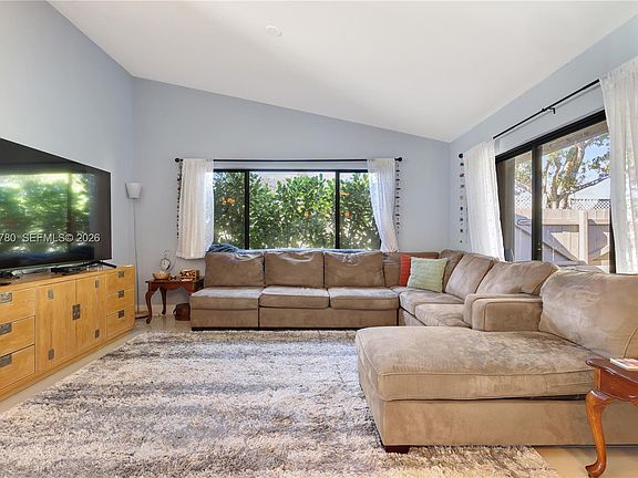 4th image of 3064 S Oakland Forest Dr APT 1006