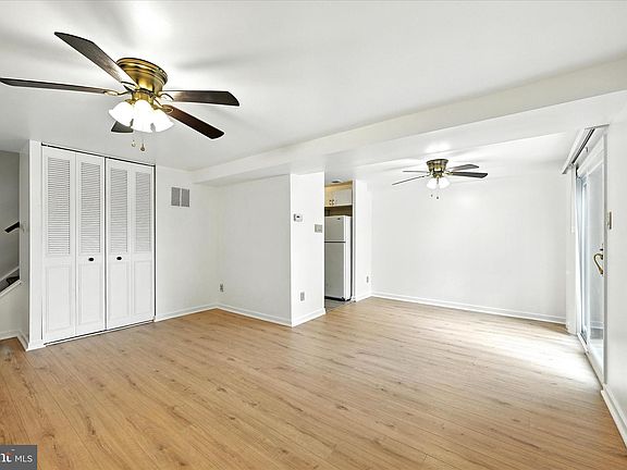 5th image of 380 Court