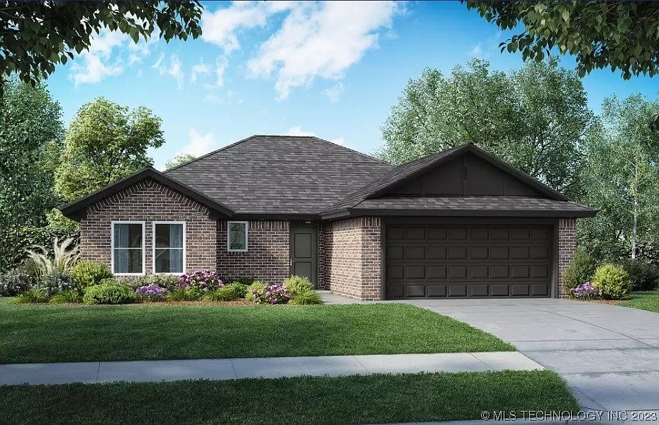 1st image of 4823 E Galveston Pl S
