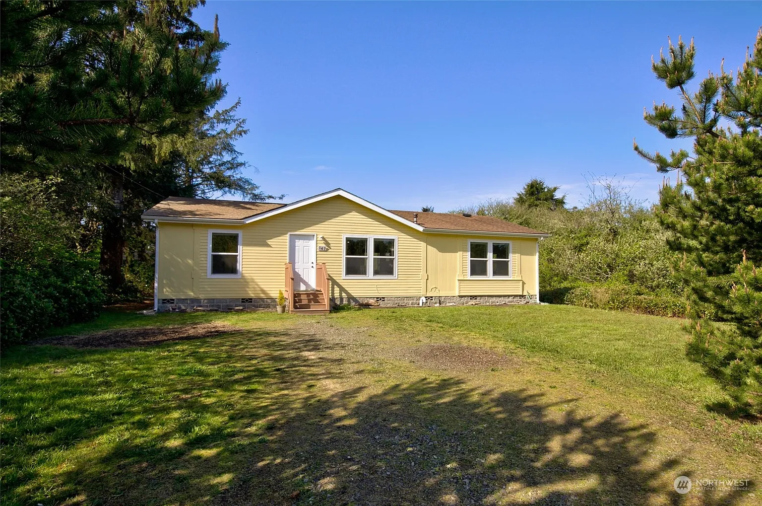 147 N Oar Loop NW photo 1