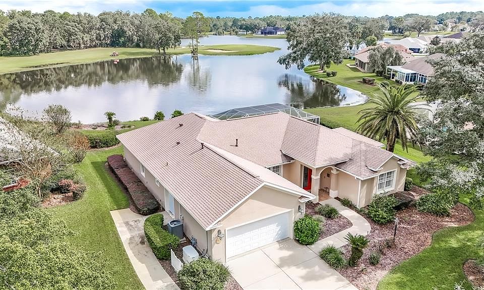 1st image of 44 Lake Diamond Blvd