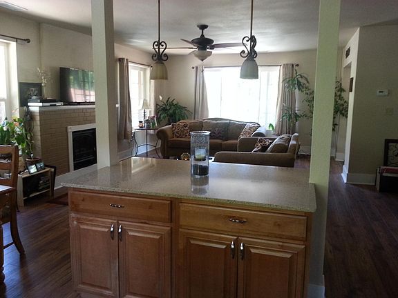 5th image of 406 Park Blvd #B