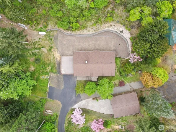 8439 Waddell Creek Road SW, Olympia, WA 98512