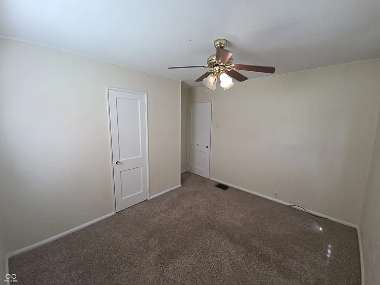 2011 W Kessler Boulevard North Dr — Photo 11