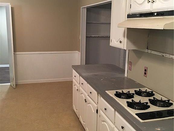 4th image of 1815 Shady Glen Ln