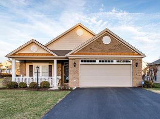 5439 Stayman Dr, Roanoke, VA 24012