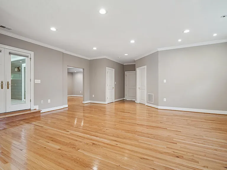 1530 Forest Villa Ln — Photo 45