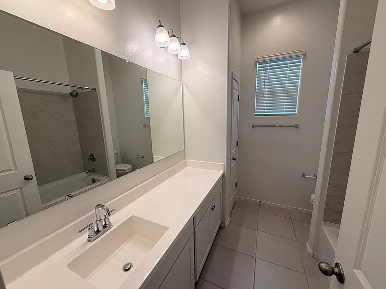 15628 W Smoketree Dr — Photo 14
