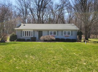215 Lois Dr, Battle Creek, MI 49015