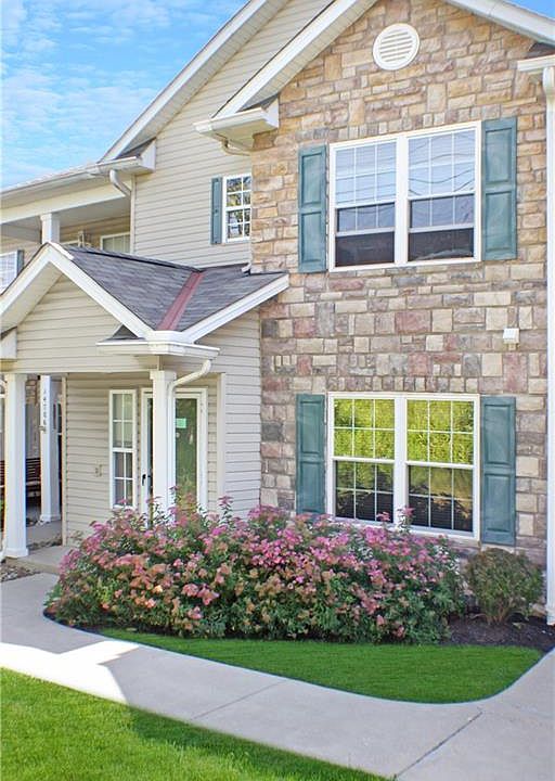1st image of 14726 Lenox Dr #126