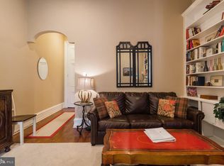 2032 Spruce St APT 1R, Philadelphia, PA 19103