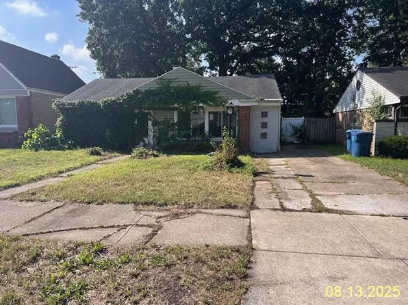 17 167th Pl, Calumet City, IL 60409