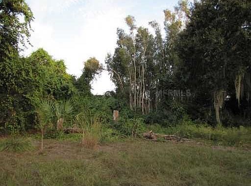 2nd image of 84 Lameraux Rd