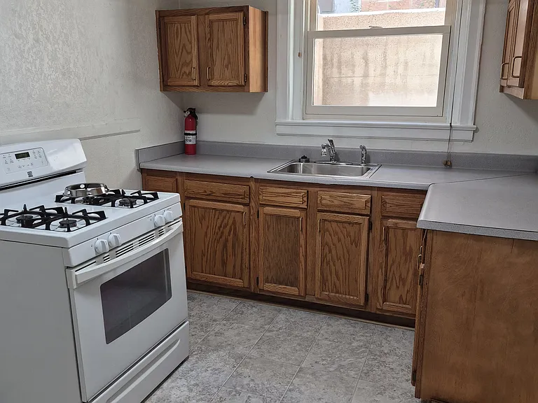 2210 E Mississippi Ave #9 — Photo 2