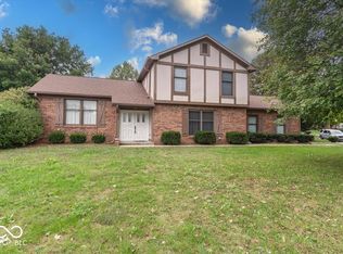780 Granada Dr, Greenwood, IN