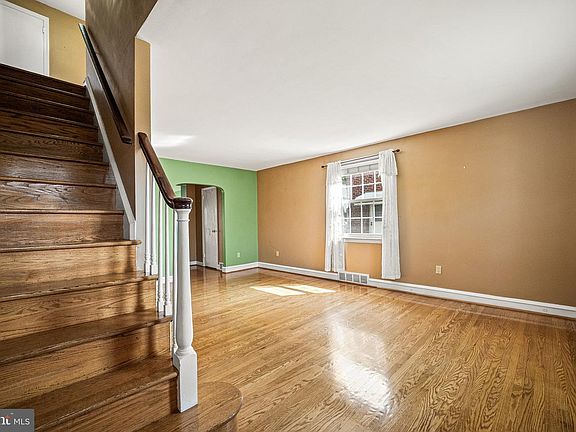 5th image of 231 Springfield Rd