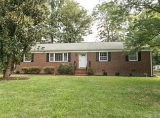 8910 Redbridge Rd, North Chesterfield, VA 23236