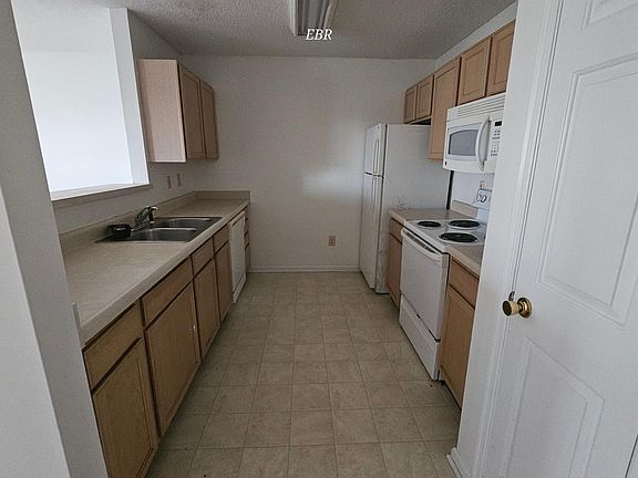 4th image of 4243 Villas Dr Unit 505