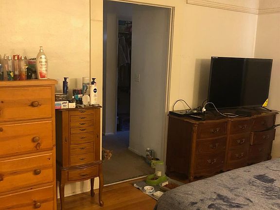 3rd image of 5112 Shearin Ave