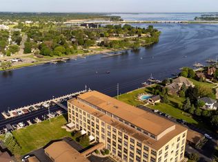 1545 Arboretum Dr APT 109, Oshkosh, WI 54901