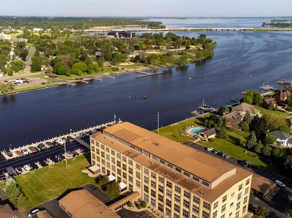 1545 Arboretum Dr APT 127, Oshkosh, WI 54901